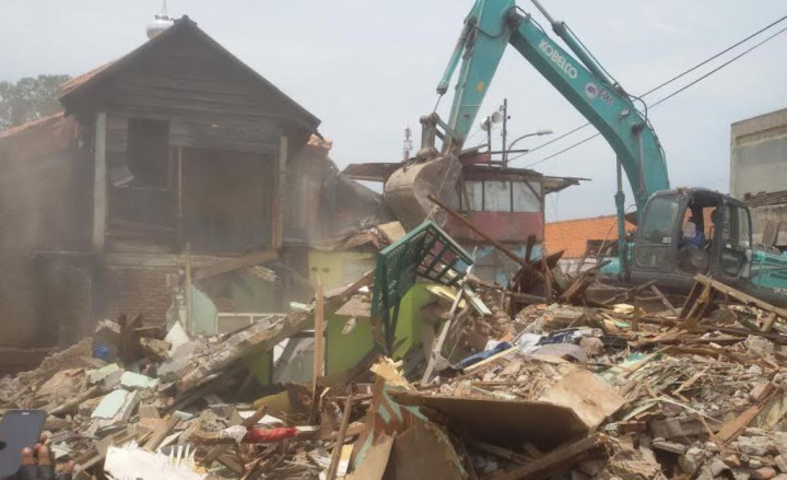 Penggusuran Tahap Kedua, 24 Bangunan di Bukit Duri Ditertibkan