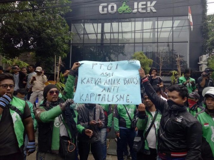 <i>Hapus Performa Sekarang Juga</i>