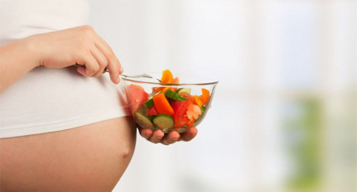 Kuis: Tebak Ngidam Aktris Hollywood