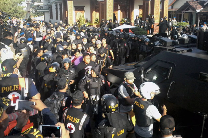 86 Pengikut Taat Pribadi Masih Percaya Uangnya akan Digandakan