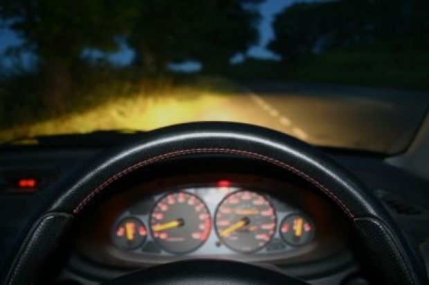 The Proper Way to Hold Steering Wheel