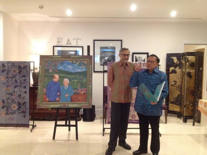 Lukisan Ratu Elizabeth II Bernuansa Indonesia Pererat Hubungan RI-Inggris