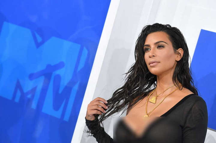 Kim Kardashian Dirampok, Perhiasan Jutaan Dolar Raib