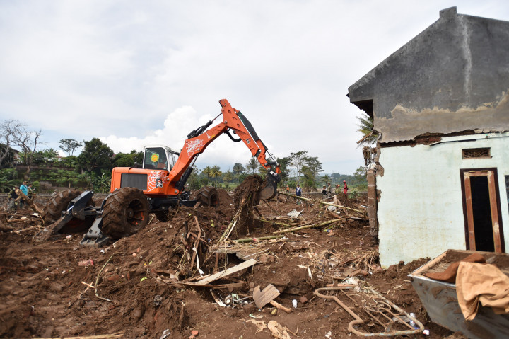 Pencarian Dihentikan, Keluarga 19 Korban Hilang Banjir Garut Ikhlas