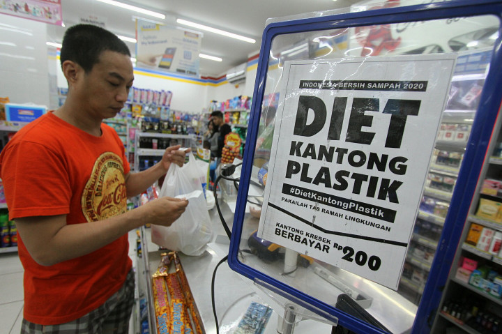 Plastik Berbayar Jangan Dibebankan ke Pemda