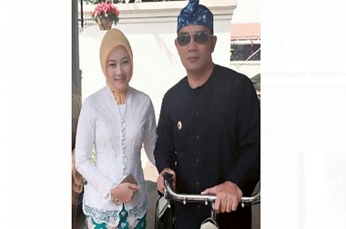 Pasang Iklan di Koran, Cara Istri Ucapkan Selamat Ultah untuk Emil