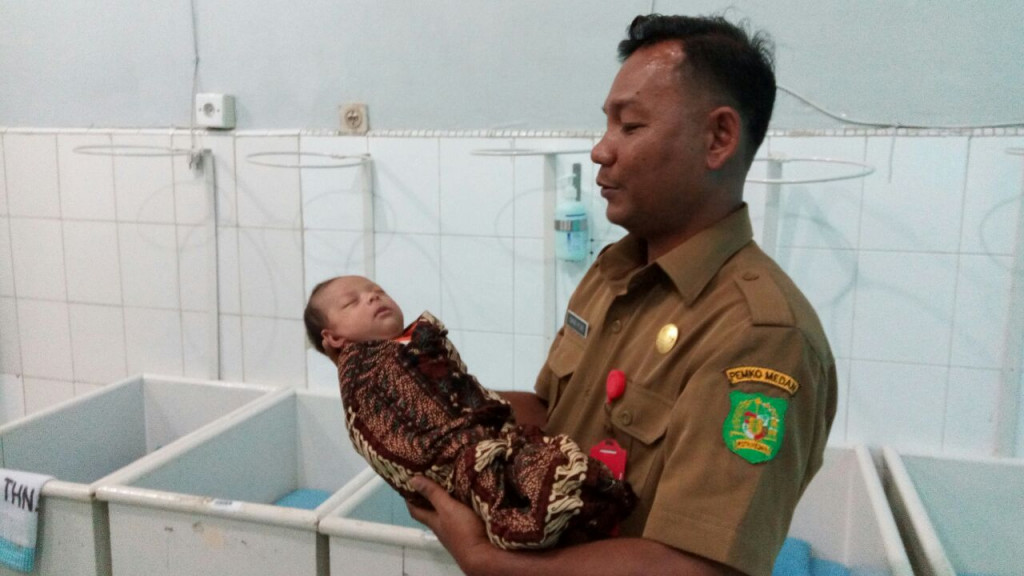 Bayi yang ditemukan di RSUD Pringadi Medan, Sumatera Utara. (Metrotvnews.com/Farida Noris)