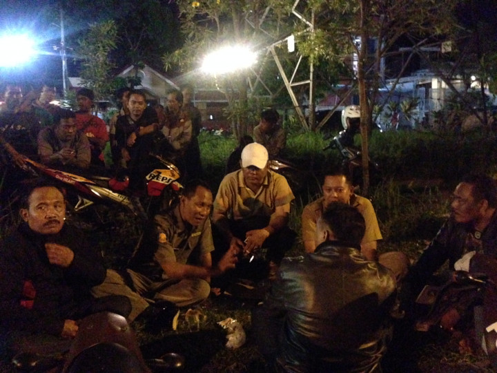 PKL dan Satpol PP Sidoarjo Belum Temukan Solusi