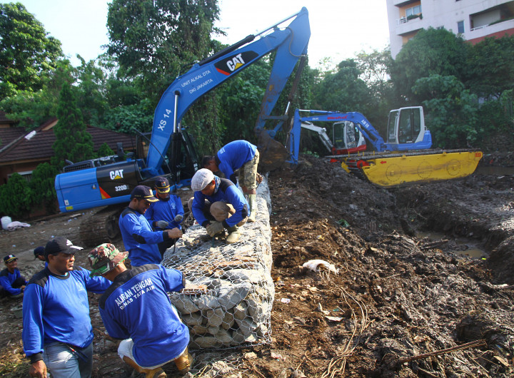 Ahok-Djarot Janji Tuntaskan Banjir di Kemang