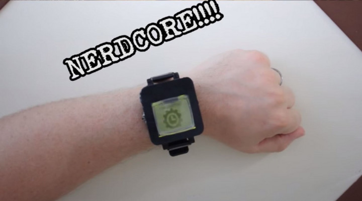 Smartwatch Ini Dibuat dari Nokia 1100