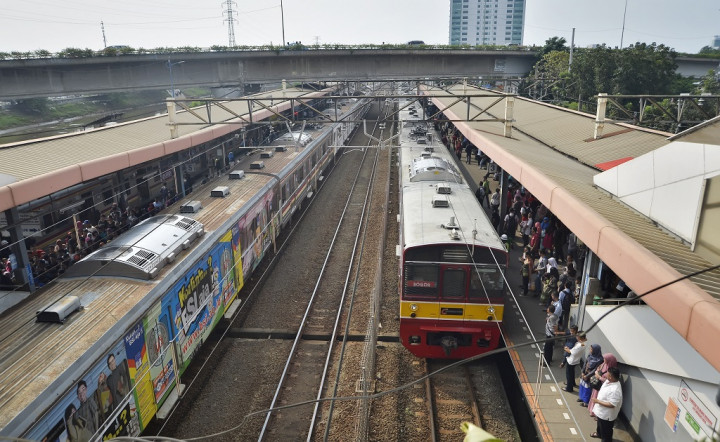 Survei: Internet Lebih Penting dari Teman Ngobrol