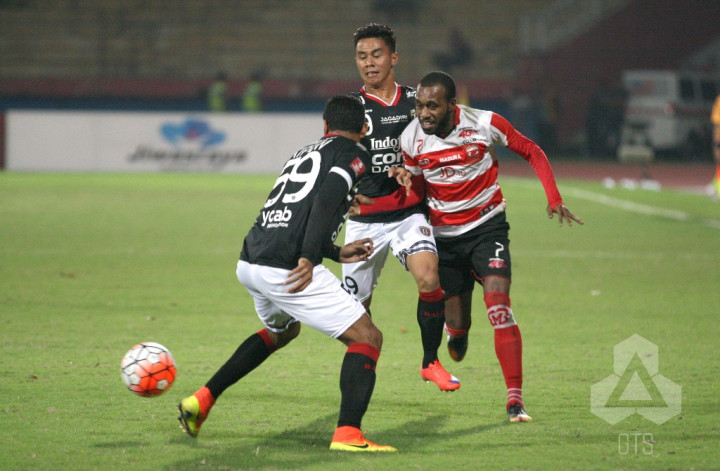 Pelatih MU Berhati-hati Cari Pengganti Engelberd