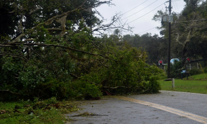 Badai Matthew Ancam Kota Bersejarah di AS