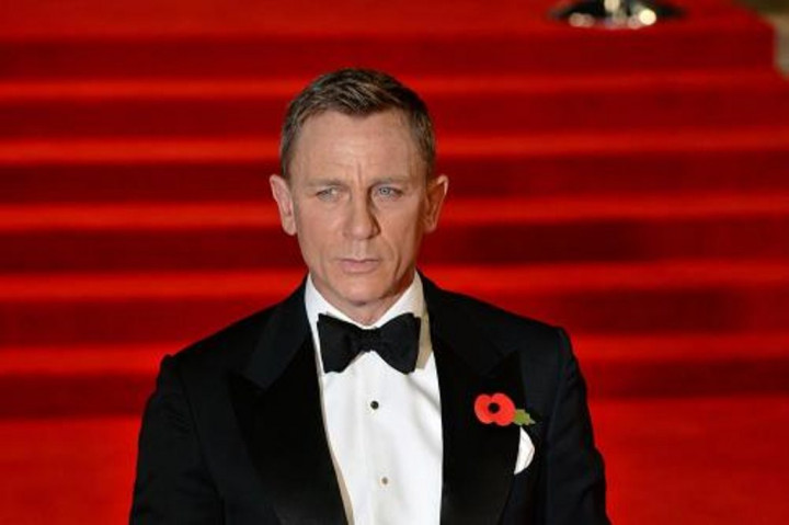 Daniel Craig Beri Isyarat Kembali Perankan James Bond
