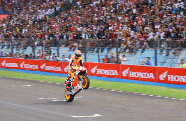 Marc Marquez saat menjajal RC213V di Sirkuit Sentul 2014 silam. MTVN/Ahmad Garuda