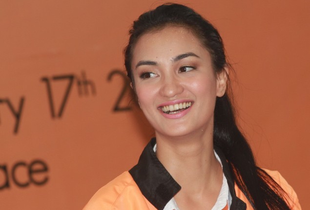 Atiqah Hasiholan Belajar Pahami Penderita Disleksia