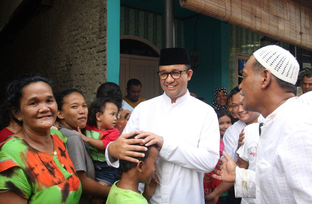 Bakal cagub DKI Jakarta Anies Baswedan (tengah). (Foto: Antara/Reno Esnir).