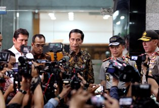 Polri Gandeng KPK Berantas Pungli