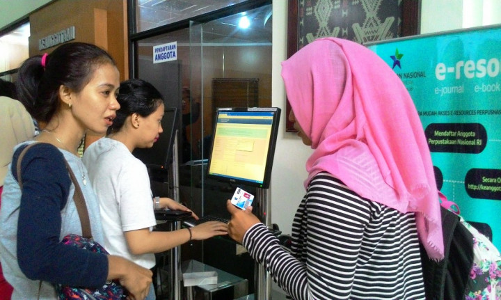 Ayo Baca Buku via Aplikasi iPusnas, Gratis!