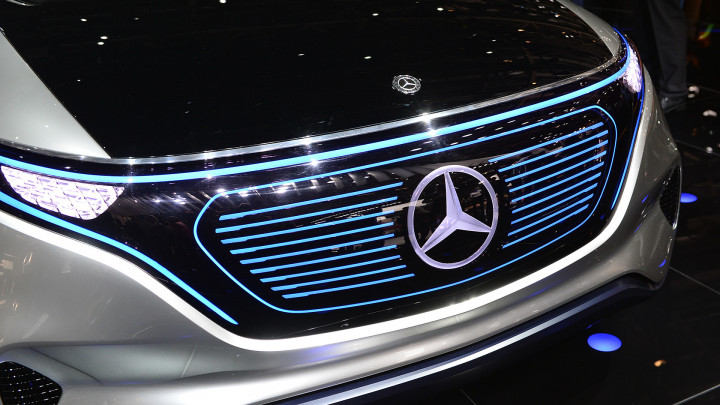 Mobil 'Bintang' di Paris Motor Show 2016