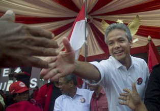 Ganjar Minta Proses Pemecatan PNS Dipermudah