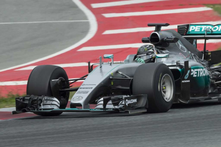 Mercedes Dukung Pirelli Bikin Tes Khusus di Bahrain