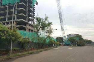 Airin Pantau Pembongkaran Gedung Panin Bintaro