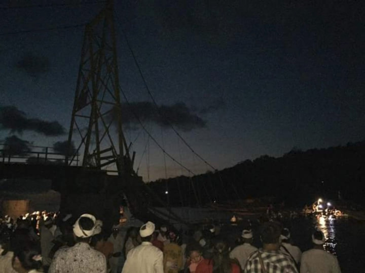 Jembatan Penghubung Pulau di Bali Roboh Saat Upacara Keagamaan