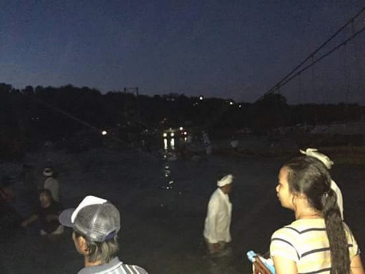 Polisi Selidiki Ambruknya Jembatan Kuning di Bali