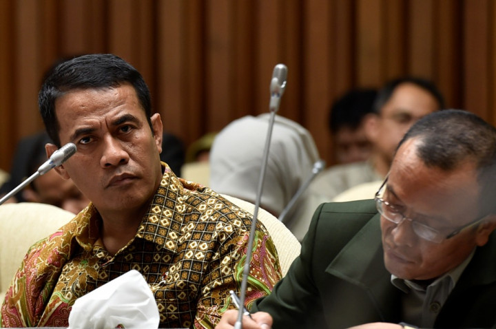 Mentan Amran Didik Anak Mandiri Sejak Kecil