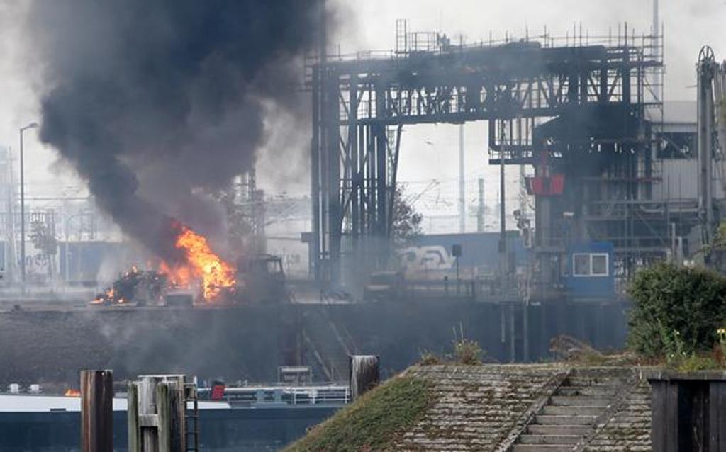 Ledakan yang terjadi di pabrik BASF Jerman (Foto: DW)