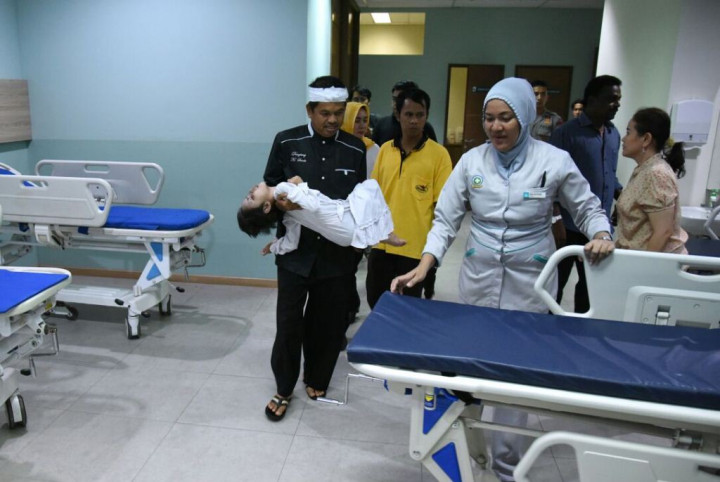 Bupati Purwakarta Bopong Pasien Telantar ke Rumah Sakit