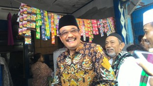 Djarot Minta Dirjen Imigrasi Buka Layanan Paspor di PTSP