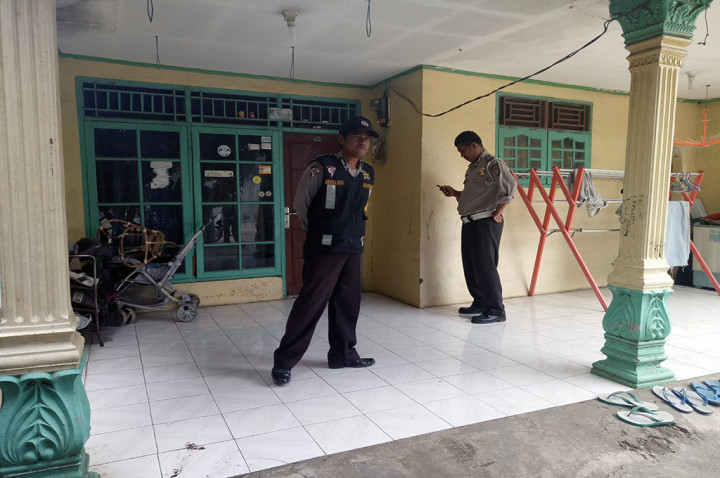 Rumah Sultan di Lebak Wangi Sepi