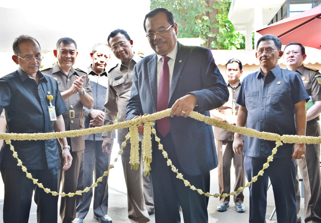 Jaksa Agung HM Prasetyo (tengah). (Foto: MI/ Mohamad Irfan)