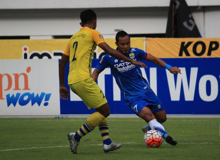 Persib Bungkam 10 Pemain Persegres