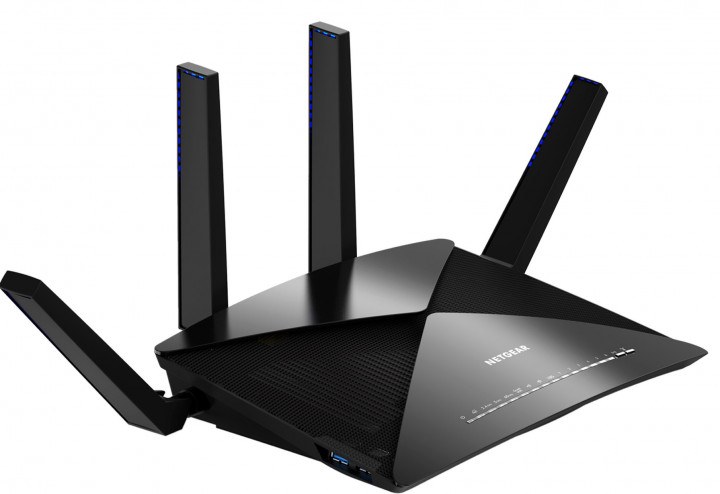 Netgear Nighthawk X10 AD7200 Tawarkan Kecepatan WiFi 7,2Gbps