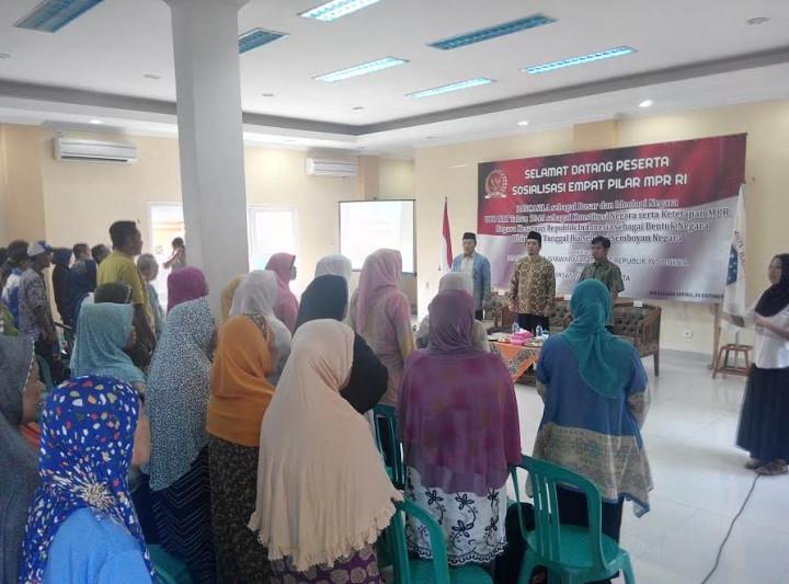 Hidayat: Jangan Pernah Merasa Tua untuk Belajar Berbangsa & Bernegara