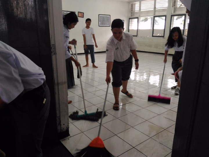 Banjir Bandung, SMAN 9 Rugi Ratusan Juta