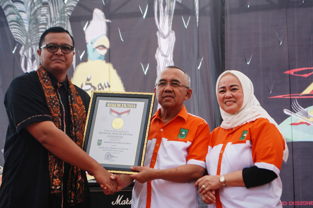 Pemprov Riau Cetak Rekor MURI Sajikan 369 Jenis Makanan Sagu