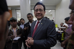 Sidang Praperadilan Irman Gusman Dilanjutkan Besok