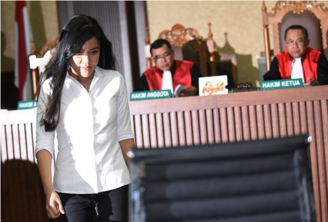 Ekpresi Jessica Kumala Wongso usai divonis 20 tahun penjara. Foto: Antara/Akbar Nugroho Gumay.
