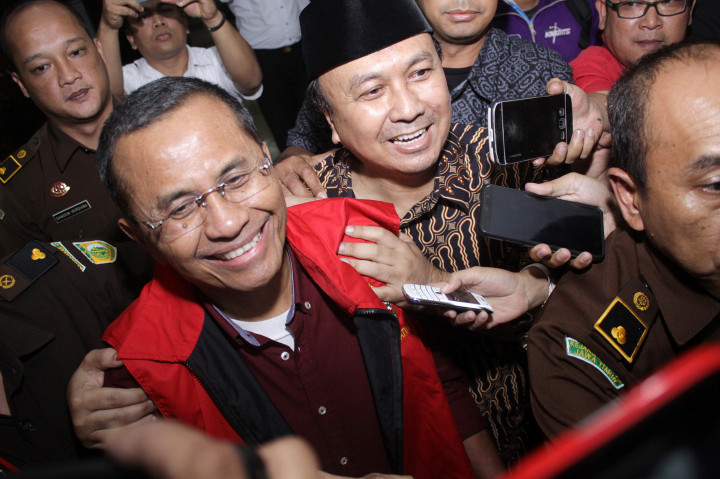 Dahlan Iskan Ditahan Kejati Jatim