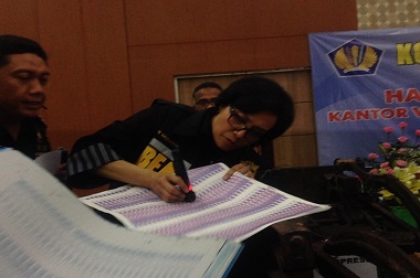 Menkeu Ungkap Pita Cukai Palsu Rugikan Negara hingga Miliaran Rupiah