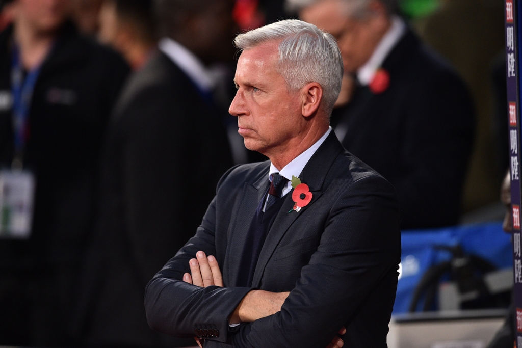 Alan Pardew (Foto: GLYN KIRK / AFP)