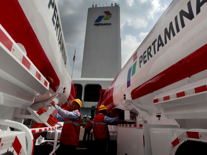 <i>Holding</i> BUMN, Indonesia Bisa Tiru Malaysia & Singapura