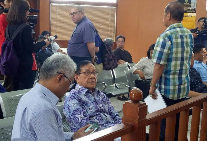Ada Akbar Tanjung di Sidang Praperadilan Irman Gusman