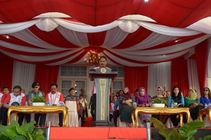 Menpar Arief Yahya Berpantun di Festival Bahari Kepri 2016