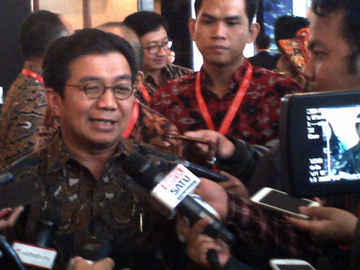 OJK Klaim Sudah Ada Tabungan Tanpa <i>Fee</i>