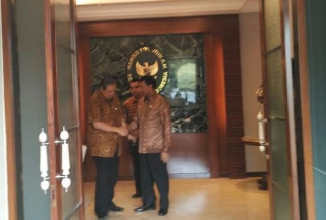 Former President Yudhoyono Visits Wiranto